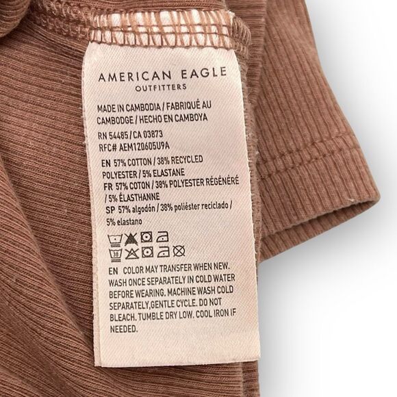 American Eagle AE Ribbed Saltwash V-Neck Baby Tee Rust Pink Women’s Size XL - Picture 10 of 10